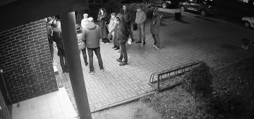 На Усачева 17 провели встречу с жителями. В числе вопросов обсудили повышение тарифа, обслуживание крышной котельной и проведение текущего ремонта МКД