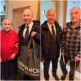 На прошедшей неделе, директор МАУ «Коммунальное управление» Волотовский Сергей Васильевич совместно с правовым отделом Администрации города Обнинска вручал подарки ветеранам ВОВ и труженикам тыла в преддверии 80-летия Великой Победы.