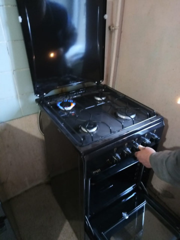 Замена газовой плиты на общей кухне.