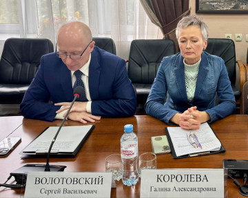 На еженедельном рабочем совещании рассмотрели текущие городские вопросы