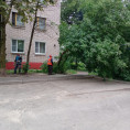 Убрали аварийные деревья по ул. Мира и Комарова.
