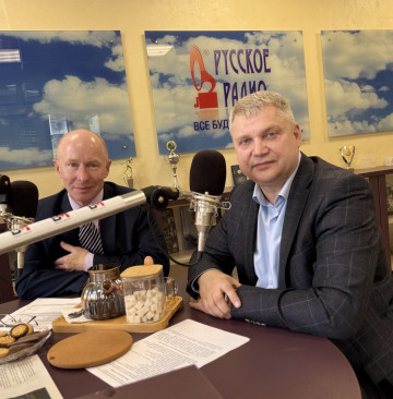 Сегодня директор МАУ "Коммунальное управление" Сергей Волотовский, совместно с начальником "Управление по делам ГОЧС" Сергеем Краско, принял участие в программе «Из первых уст» на «Русском Радио».