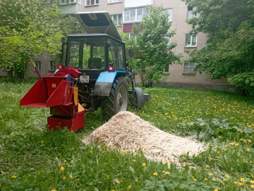 Переработка спиленных веток.