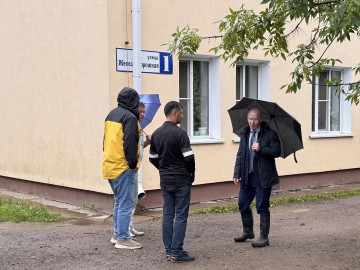 Железнодорожная 1 - провели рабочую встречу с участием специалиста, обсудили возможность устройства ЛОС (локальных очистных сооружений)