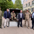 В Администрации города, с депутатом ОГС Сергеем Краско, директором МБУ «Дом ученых» Игорем Милюковым, директор МАУ «Коммунальное управление» Сергей Волотовский принял участие в передаче гуманитарного груза бойцам